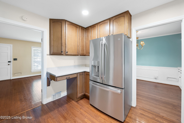 Listing Image 13