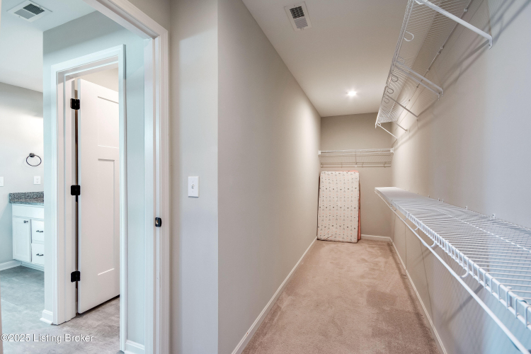 Listing Image 59