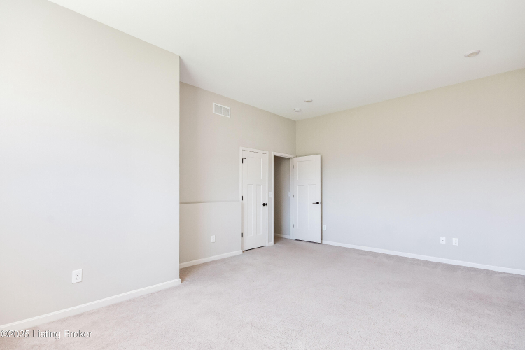 Listing Image 79