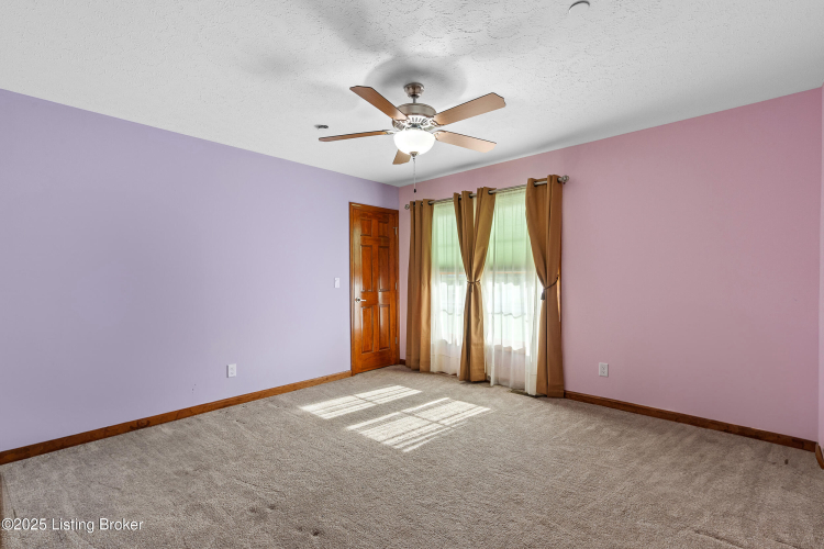 Listing Image 30