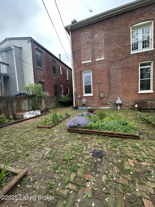 Listing Image 74