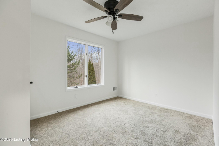 Listing Image 52