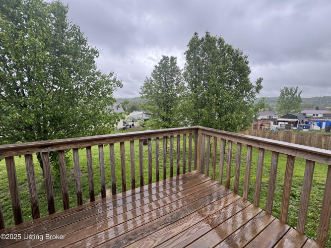 Listing Image 17