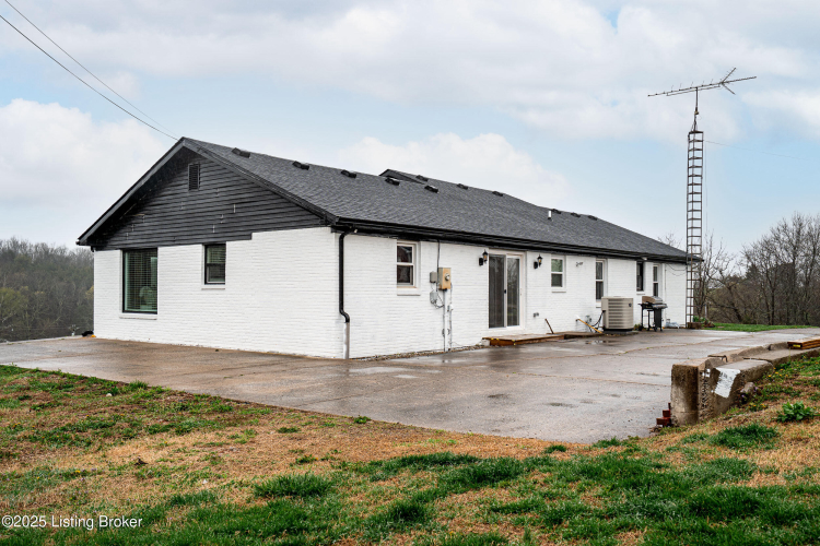 Listing Image 60