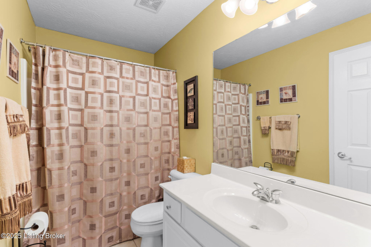 Listing Image 24