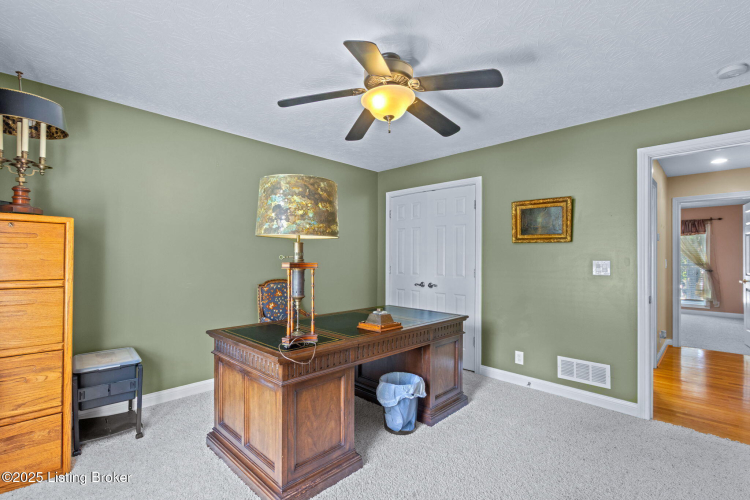 Listing Image 26