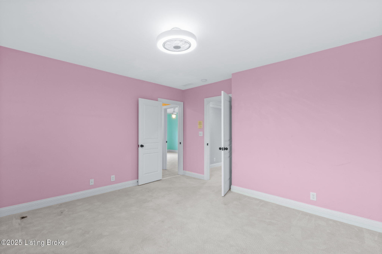 Listing Image 38