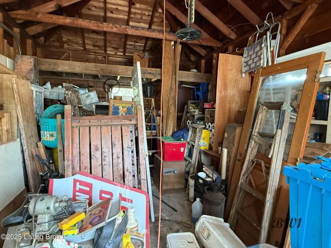 Listing Image 25
