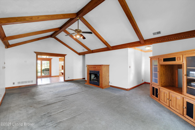 Listing Image 47