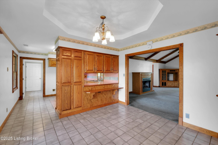 Listing Image 50