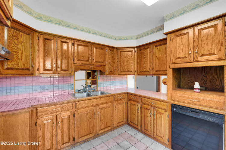 Listing Image 52