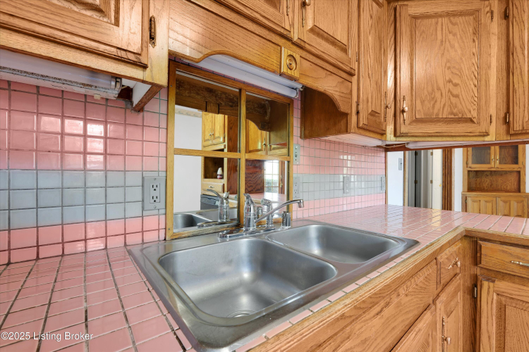 Listing Image 55