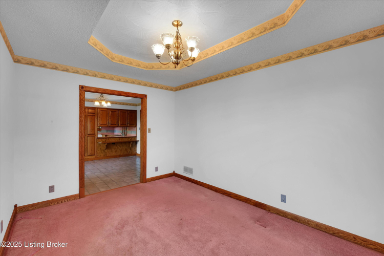 Listing Image 58