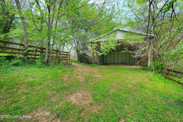 Listing Image 7
