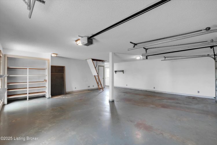 Listing Image 64