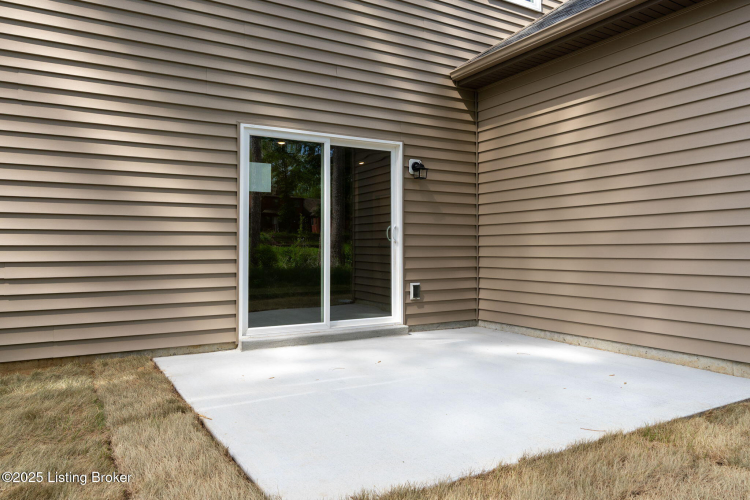 Listing Image 42