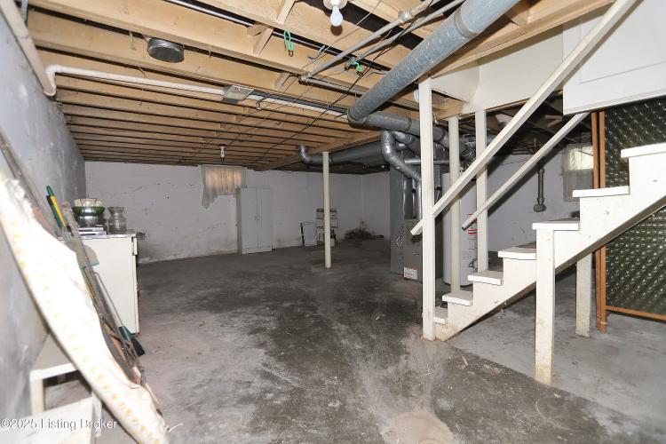 Listing Image 28