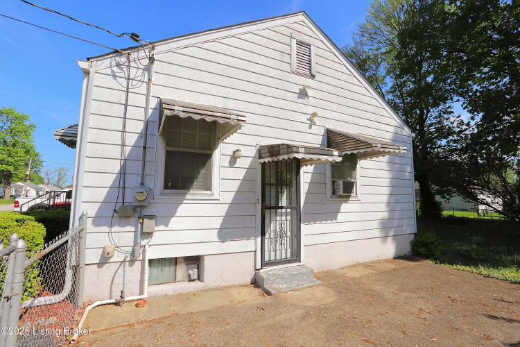 Listing Image 30
