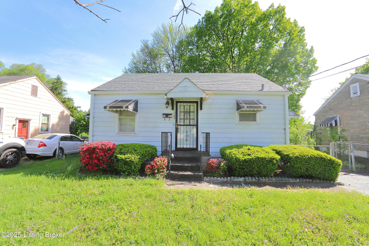 Listing Image 4