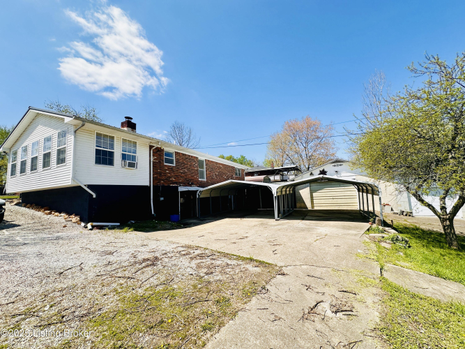 Listing Image 8