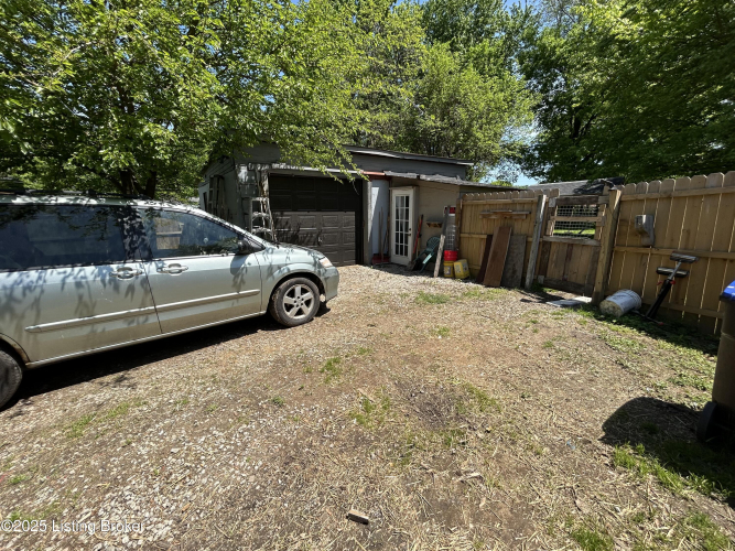 Listing Image 56