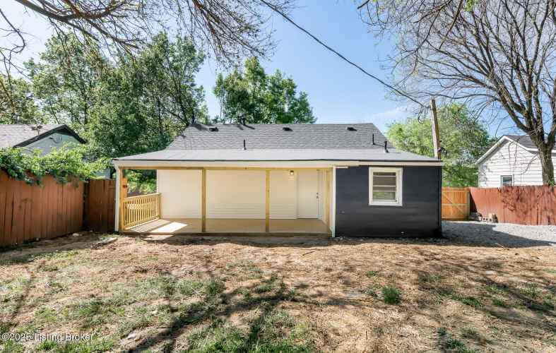 Listing Image 20
