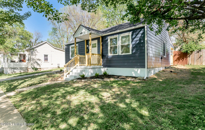 Listing Image 3
