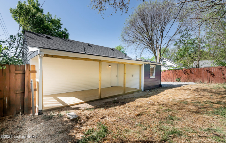 Listing Image 22