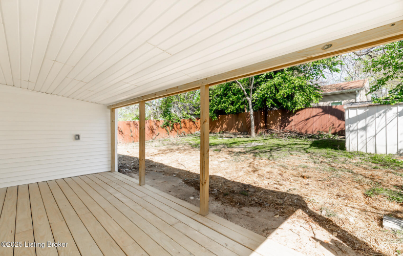 Listing Image 24