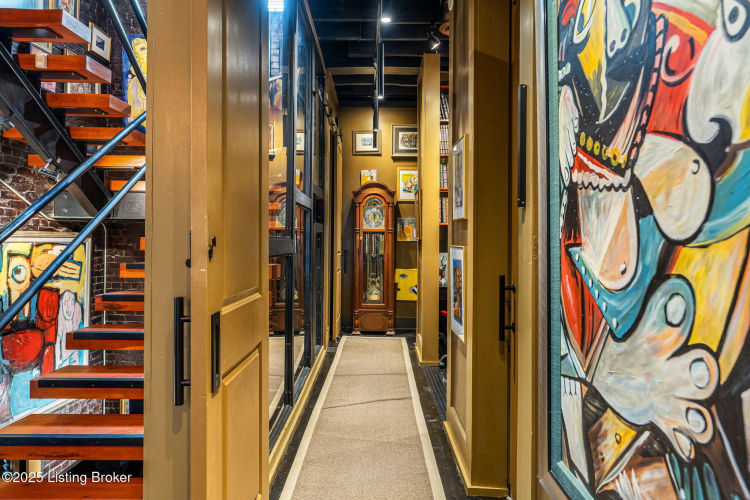 Listing Image 21