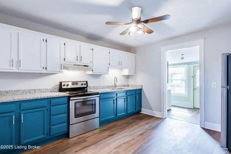 Listing Image 15