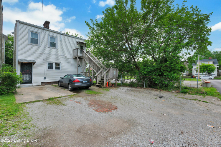 Listing Image 46
