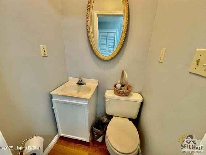 Listing Image 14