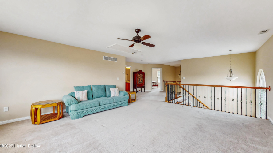 Listing Image 24