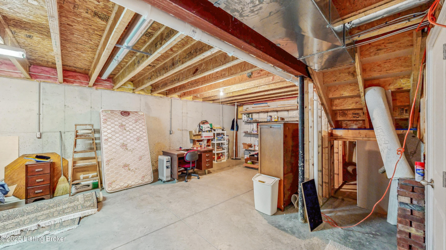 Listing Image 41