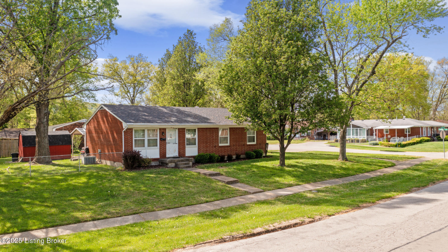 Listing Image 42