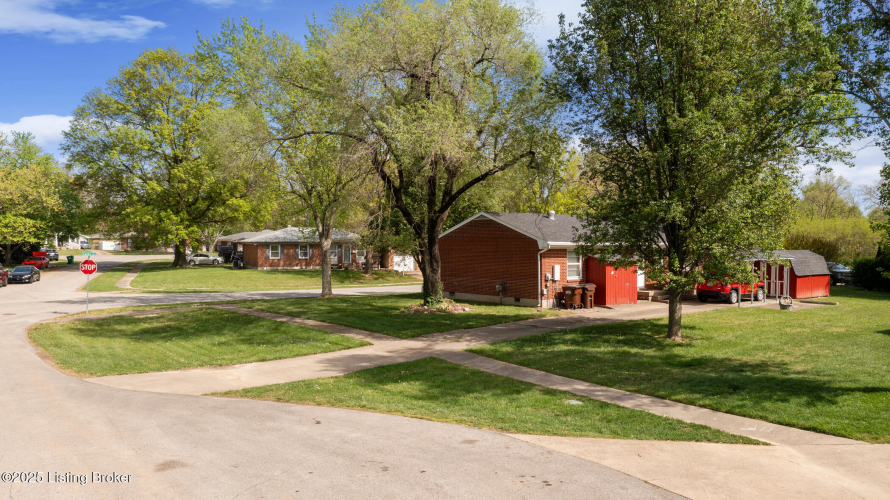 Listing Image 43
