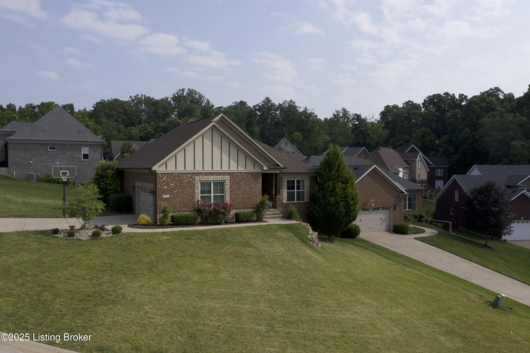 Listing Image 44