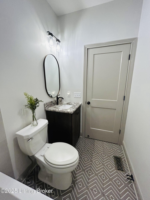 Listing Image 20