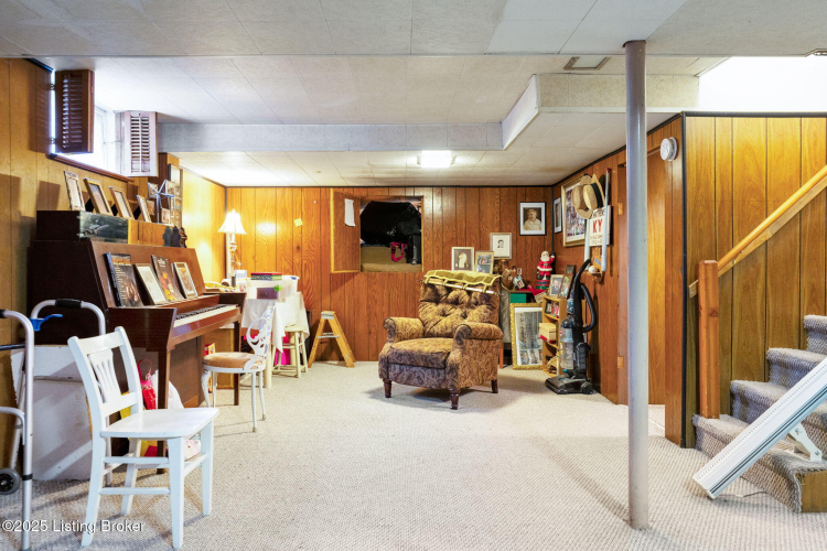 Listing Image 37