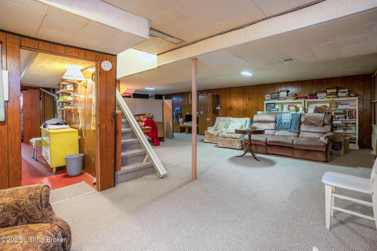 Listing Image 39