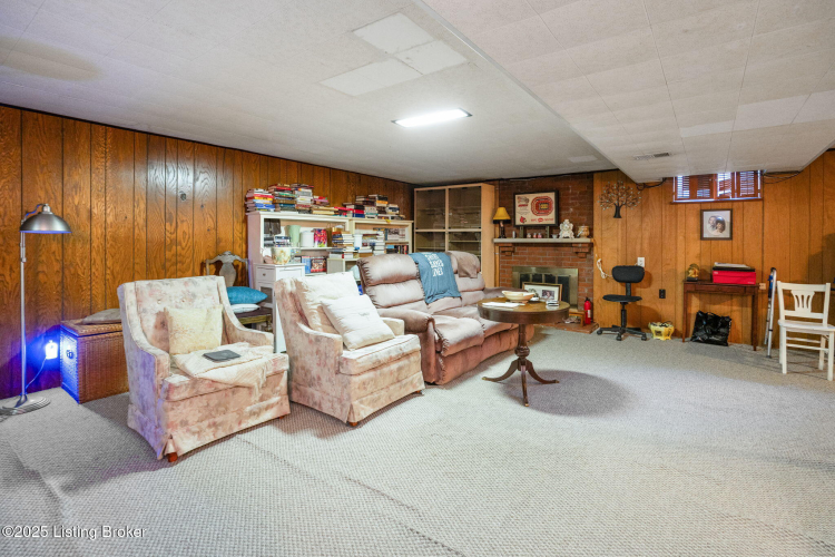Listing Image 40