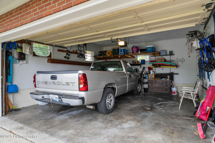 Listing Image 47