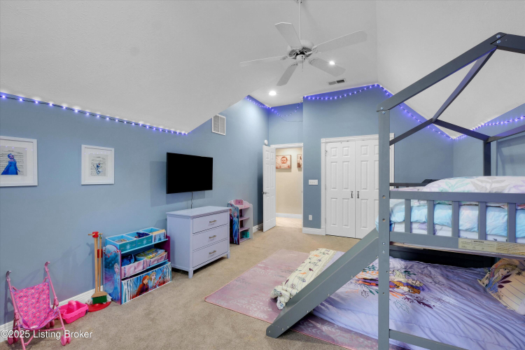 Listing Image 56