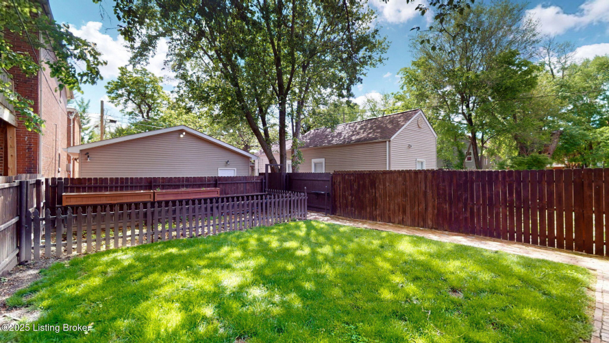 Listing Image 30
