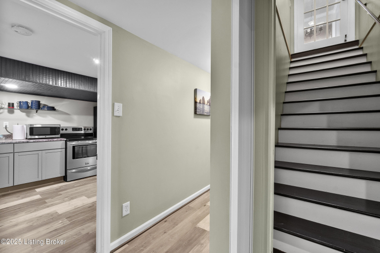 Listing Image 55