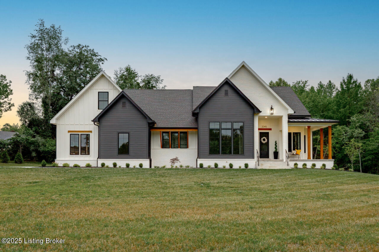 Listing Image 82