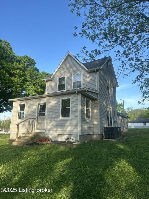 Listing Image 12