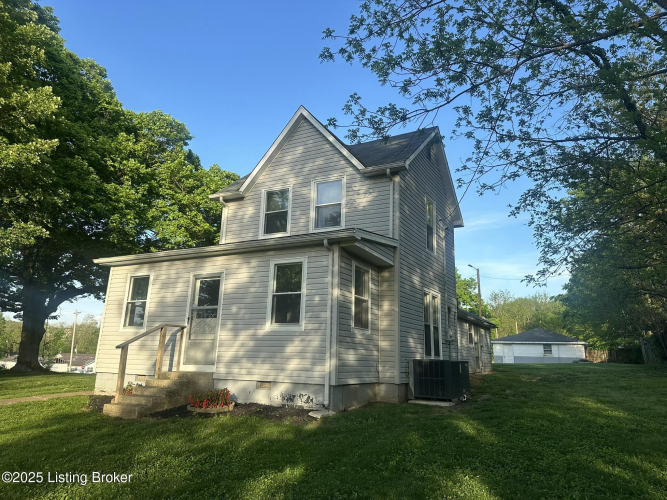 Listing Image 17