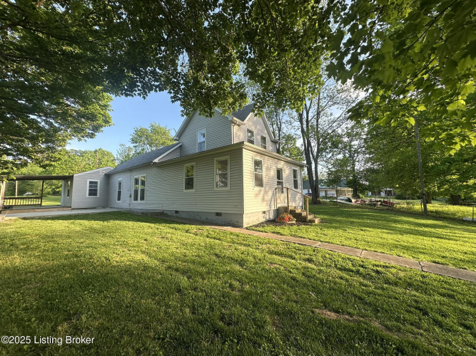 Listing Image 4